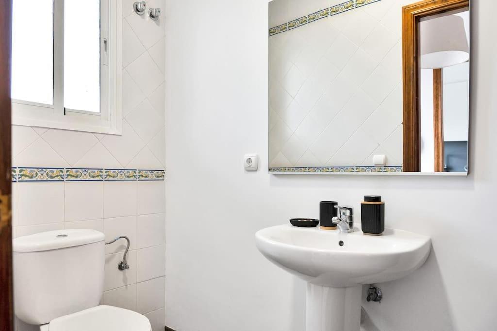 Adosado Con Solarium Y Piscina En - Vistamar 16 * Marbella