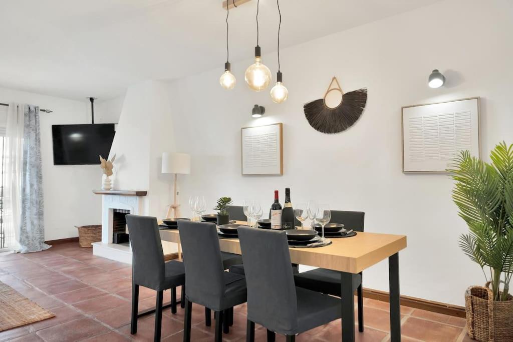 Adosado Con Solarium Y Piscina En - Vistamar 16 Marbella