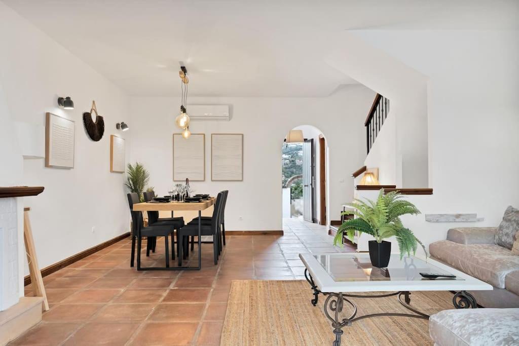 Adosado Con Solarium Y Piscina En - Vistamar 16 Apartamento Marbella