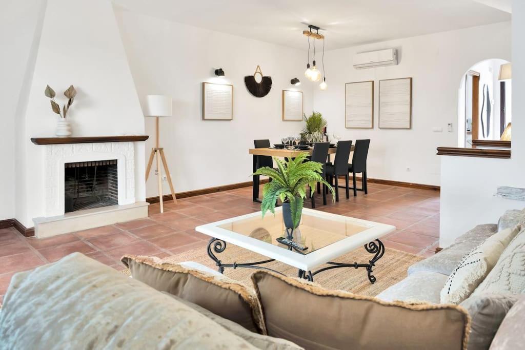 Apartamento Adosado Con Solarium Y Piscina En - Vistamar 16